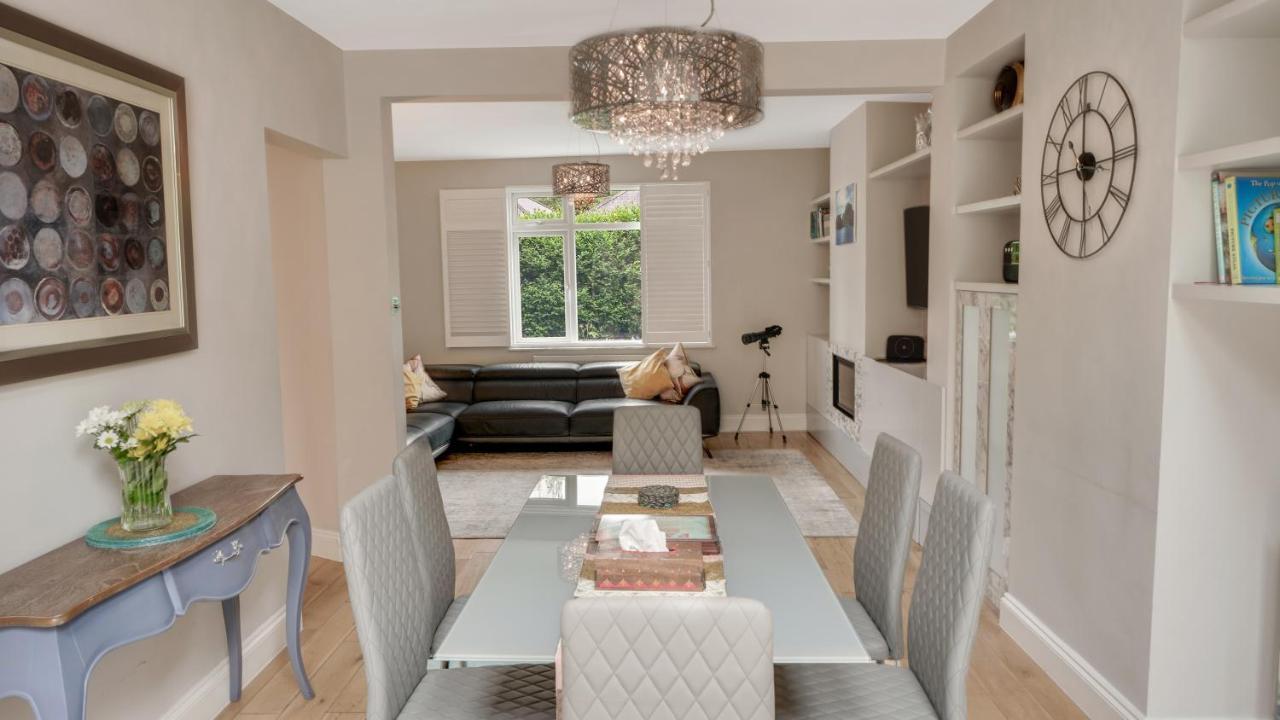 Cosy Luxurious Family Home Лондон Екстер'єр фото